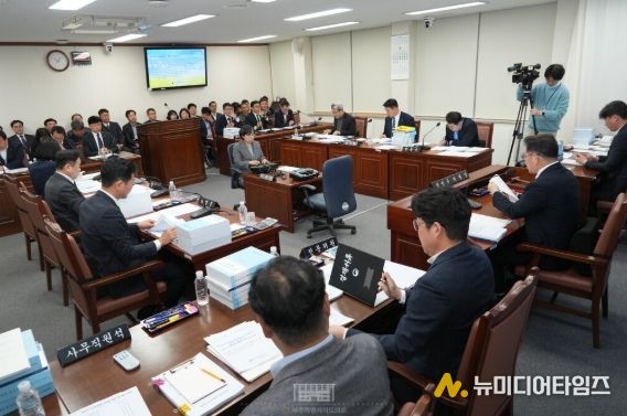 제447회 임시회 환경도시위원회 제1차 회의