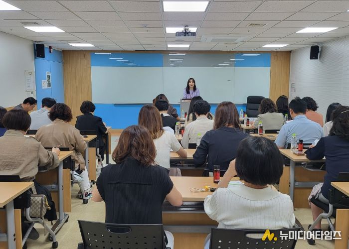 수원교육지원청, 학생 통학 차량 임차 업무 개선을 위한 학교 관리자 협의회 실시