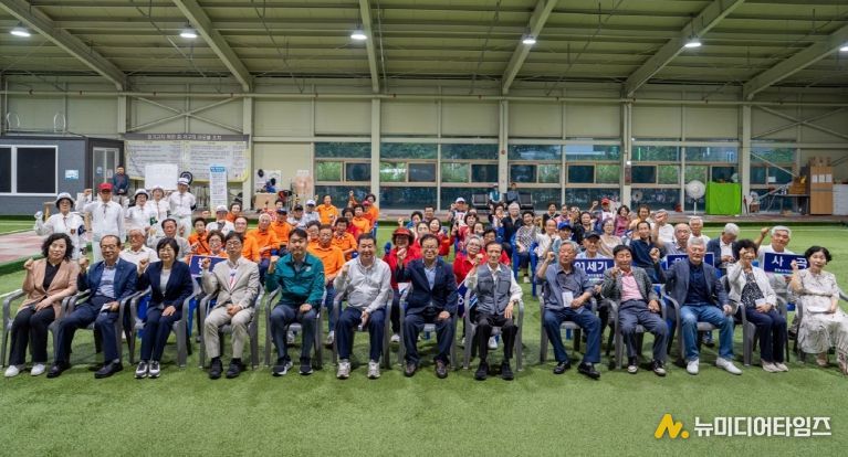 대한노인회 증평군지회 노인게이트볼 대회 단체사진