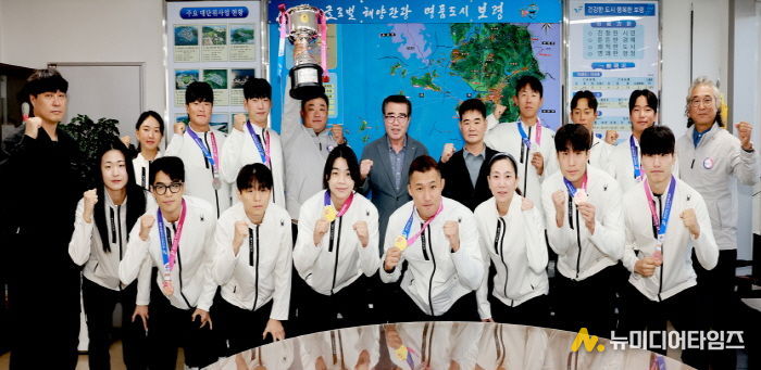 직장운동경기부 단체사진