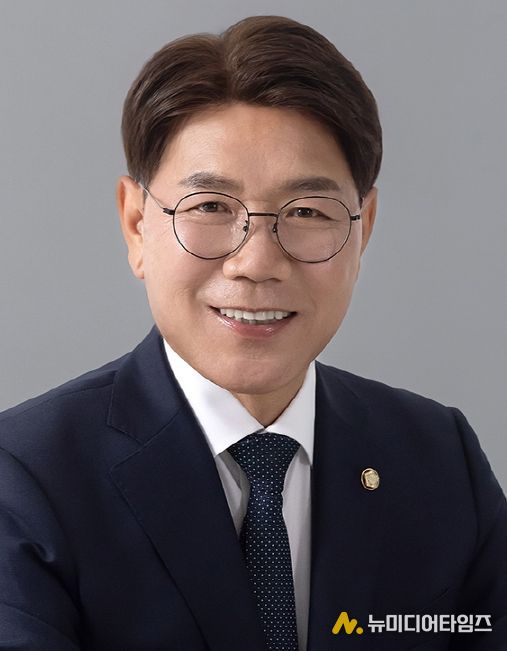 이재관 의원