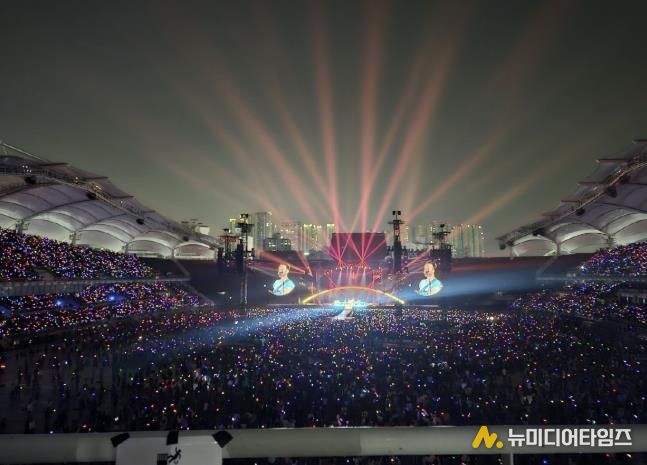 고양종합운동장에서 열린 콜드플레이 내한공연(사진 제공=라이브네이션코리아)