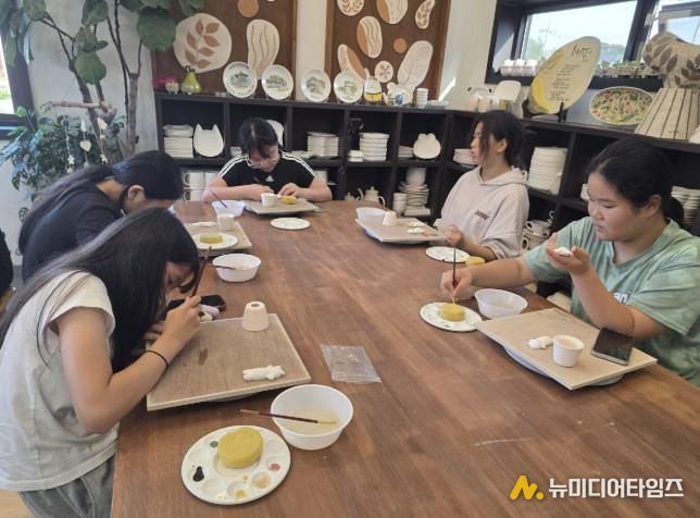 구세군 여주지역아동센터 아이들의 손끝에서 피어난 나눔의 예술