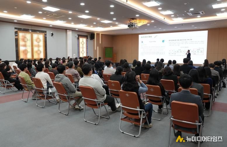 나주시가 지난 3일 전 직원을 대상으로 갑질 예방 및 음주운전 근절 교육을 했다.