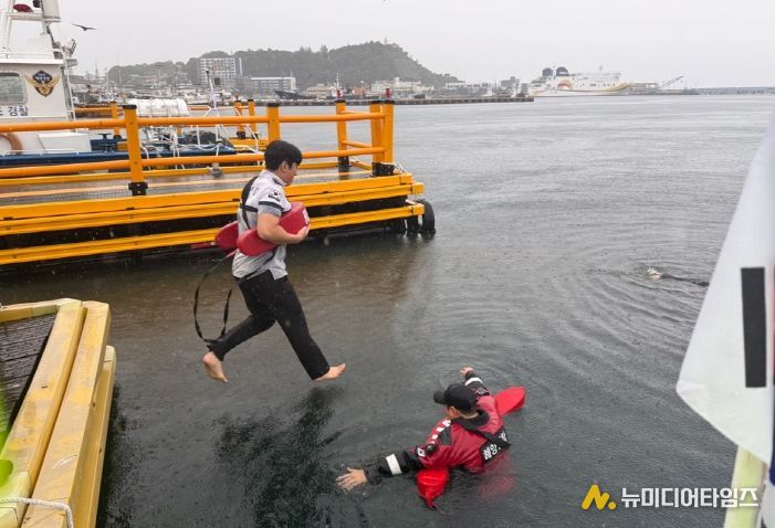 울진해경, 「SAVE ON-SELF SAFETY」 일환 현장 경찰관 특별교육·훈련 추진