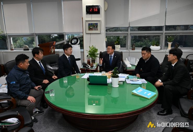 2026년 완주JC 회장단 입후보, 완주군의회 유의식 의장·최광호 의원 예방