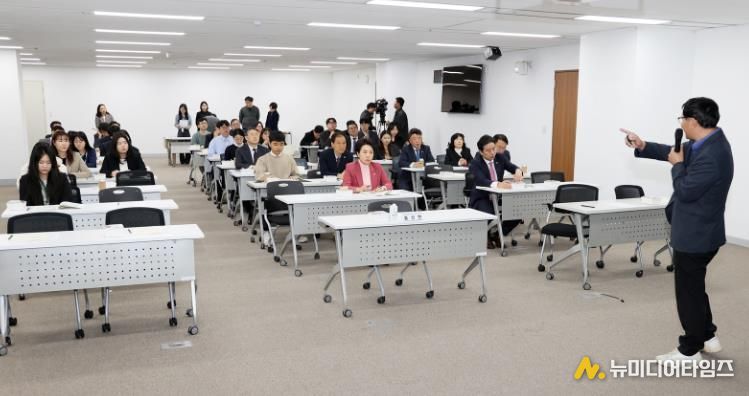 충남도의회, 2025년도 마지막 의정 아카데미 개최