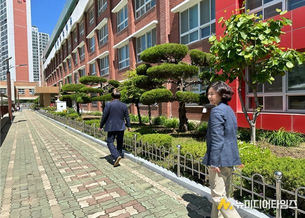 김효정 의원(국민의힘, 만덕ㆍ덕천) 백산초 현장방문