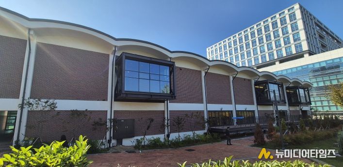 이현농산물비축창고