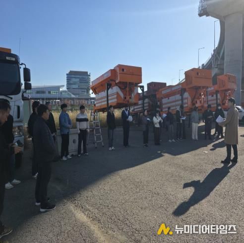 인천 서구, 겨울철 설해 대비 도로 제설을 위한 행정복지센터 담당자 교육 실시