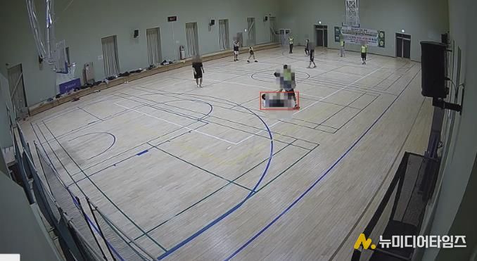 AI 영상분석을 통한 이용자 쓰러짐 탐지 화면