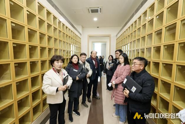 용인특례시의회 문화복지위원회는 18일 행정사무감사 기간 중 소관 기관에 대한 현지 확인에 나섰다