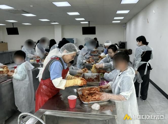 동두천시 드림스타트, ‘신나는 K문화_김장한마당’ 프로그램 진행