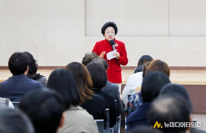 이천시, 2025년 장기요양요원 처우개선비 신설… 1월부터 지급 개시