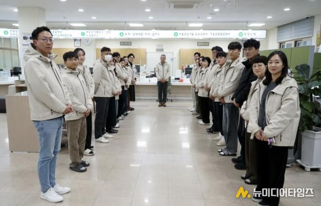 보은군, 친절하게 모시겠습니다! 민원실 직원 친절교육