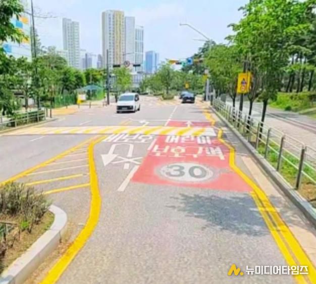 (우솔초) 유턴금지 노면표시 설치 후