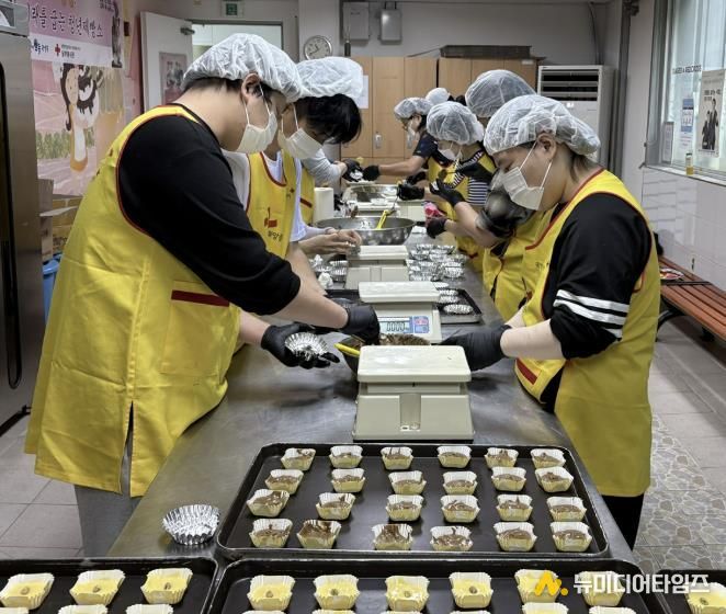 관악구 자립준비청년 대상 '청년 제빵소 프로그램' 운영 모습