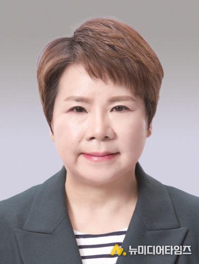 건설교통위원회 김정옥 의원(비례대표)