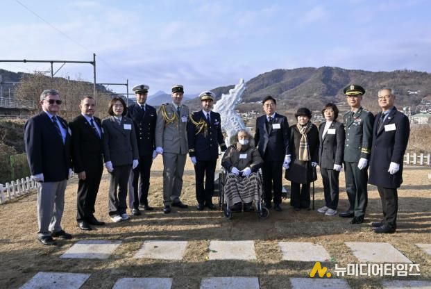 양평군수, 김봉오 참전용사,유경열 여사, 주한프랑스대사관 국방무관, 국가보훈지청장 등 주요내빈