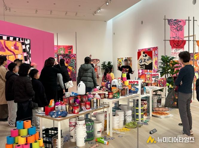 연말의 하루, 예술 나들이