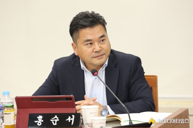 인천 서구 홍순서, 한승일, 백슬기의원, 분구 대비 상징물 및 도시 브랜드 조레 제정