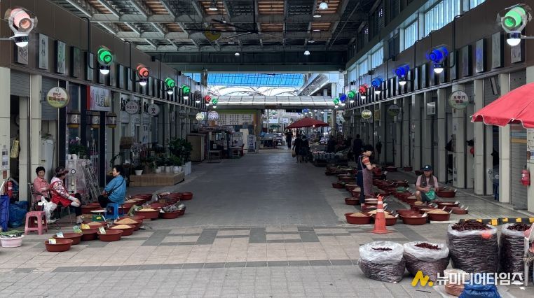 화순고인돌전통시장 전경