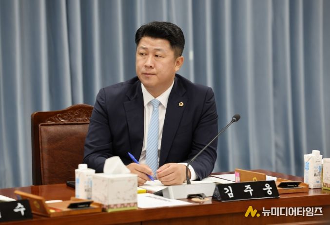 김주웅(더불어민주당, 비례) 의원