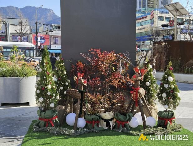 GTX연신849광장 겨울 정원 조성 모습