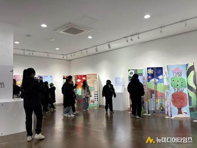 <찾아가는 미술관> 결과공유전 전경