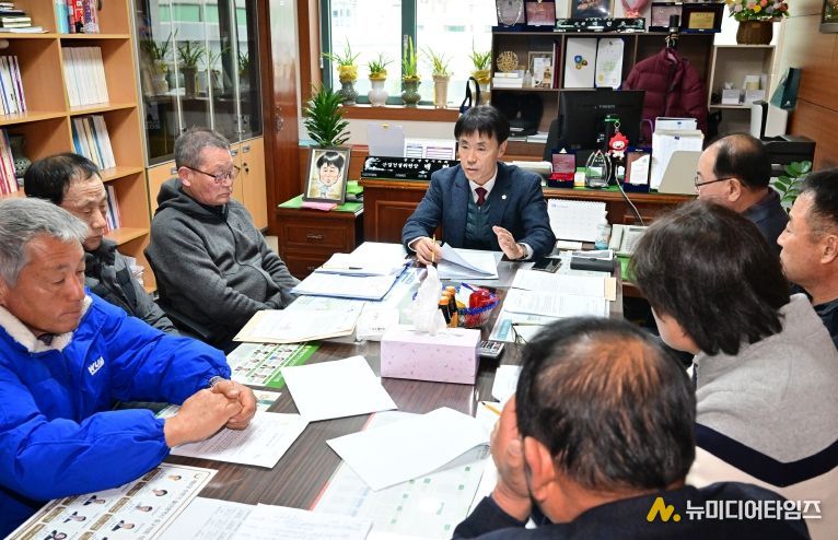 백현조 산업건설위원장, 강동관광단지 조성관련 주민 의견청취