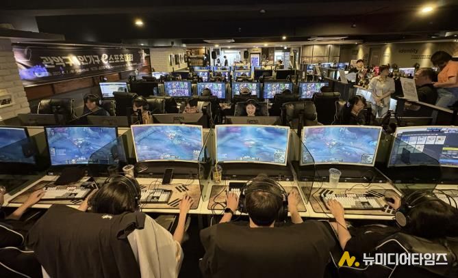 관악구 전국 최초 청년 1인가구 대상 e스포츠대회 'LOL림픽' 진행 모습