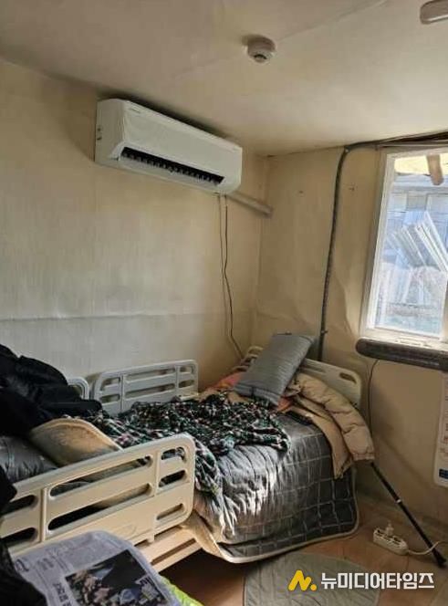 건강관리 취약계층 가구에 설치된 한파 대비 냉난방기