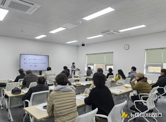 제2회 매헌강좌 강연 모습