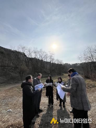 12월 10일 문화복지환경위원회가 고용산 숲속야영장 조성사업 관련 예산안 심의에 앞서 사업 현장을 직접 방문했다.