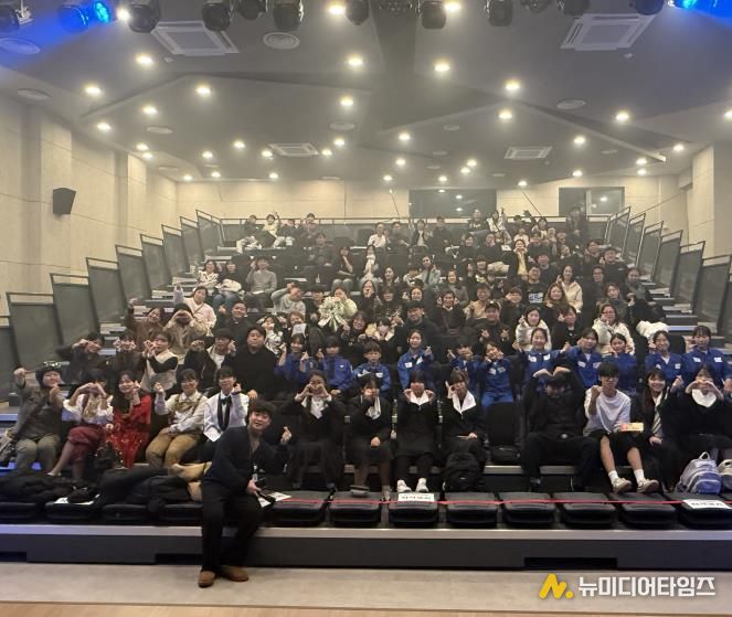 2025년 포천시 청소년뮤지컬스쿨 연말 발표회 성공적으로 마쳐