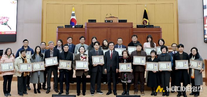 대전시의회, “묵묵한 봉사가 대전을 움직인다”