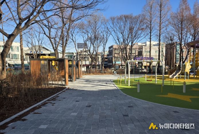용남어린이공원 리모델링 완료