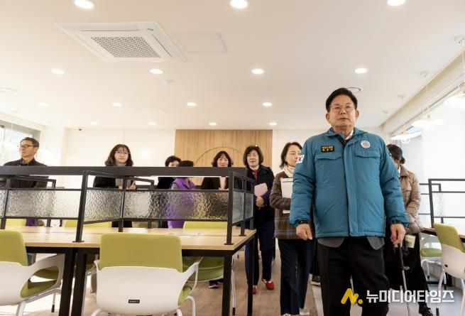 서강스페이스 현장 점검에 나선 박강수 마포구청장