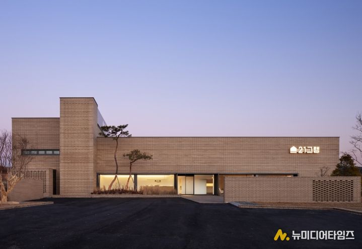 21그램 천안점 전경