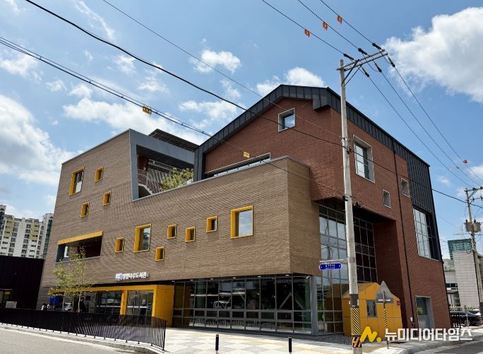 홍천군 별빛나루도서관