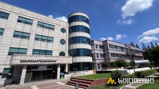 인천광역시교육청신트리도서관