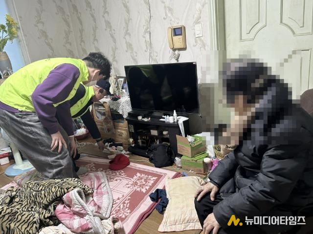 동두천시 생연1동 지역사회보장협의체, 전기화재 예방을 위한 주거취약가구 밀착 점검 실시