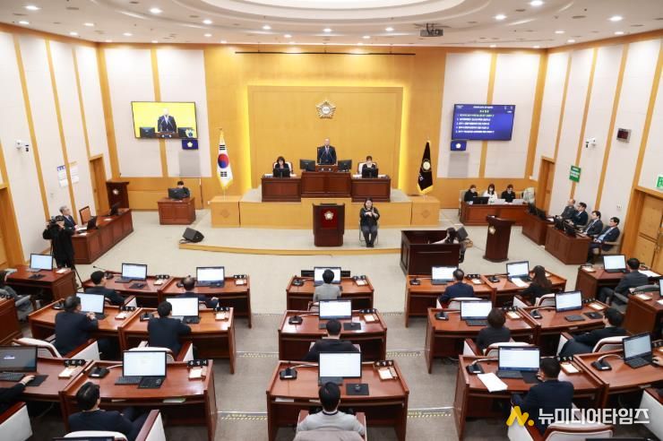 충주시의회 회의, 이제 유튜브로 본다