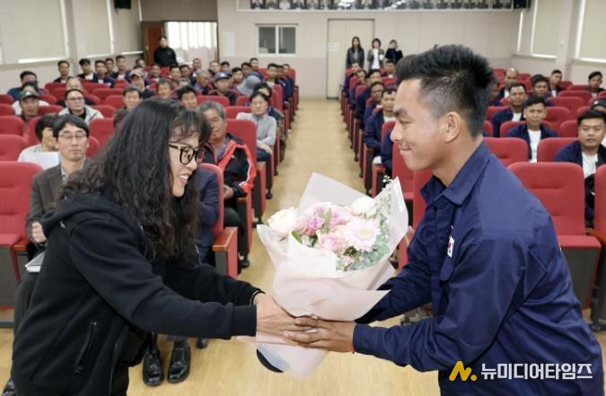 괴산군, 캄보디아 계절근로자 재방문율 72%…‘숙련‧안전성’ 모두 잡아