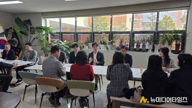 김일중 의원, 이천 증포중 교육환경 개선 논의... “신관 교실 정상 운영 지원 필요”