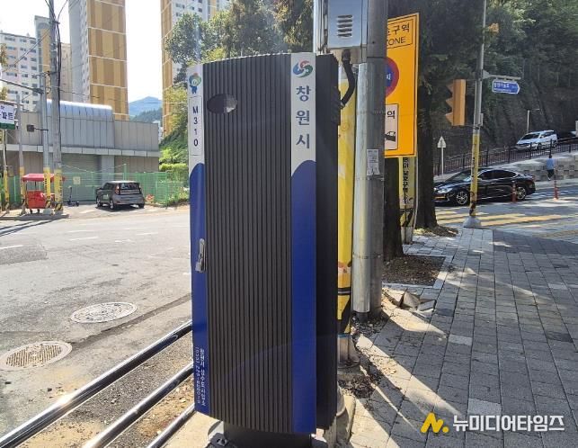 수도시설1.계측장비 지상화 판넬 사진