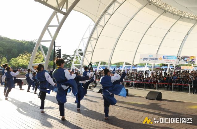 충주시 어린이 택견단, 공연 콘텐츠 확장 나서(2025「충주의날」기념행사)