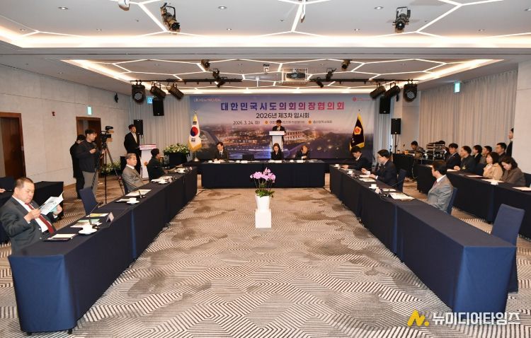 경남도의회, “자치단체장 본회의 출석 의무 제도화” 대정부 건의