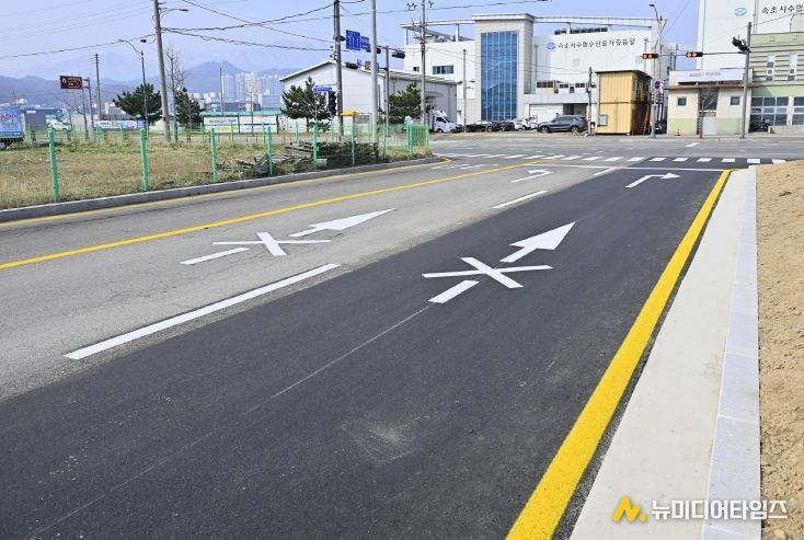 청호동 수협 맞은편 우회전 차로