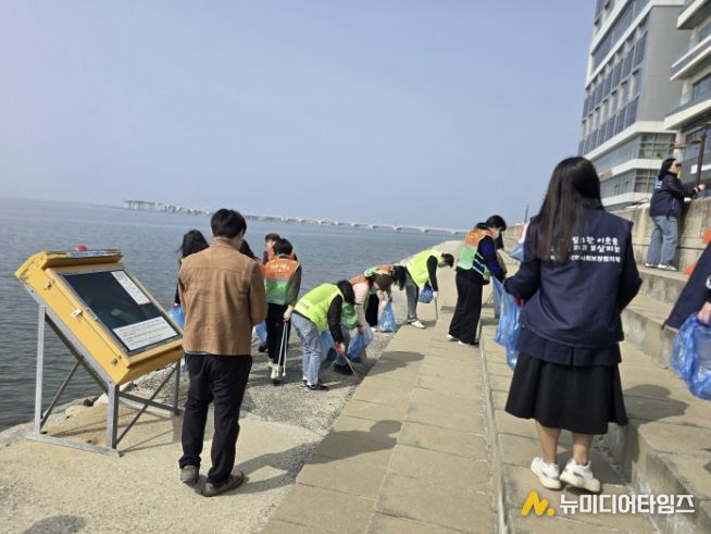 시흥시 거북섬동, 관계단체 합동 줍깅으로 환경정화 활동 힘써